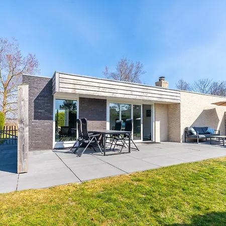 Hoogelandt 90a Holiday home